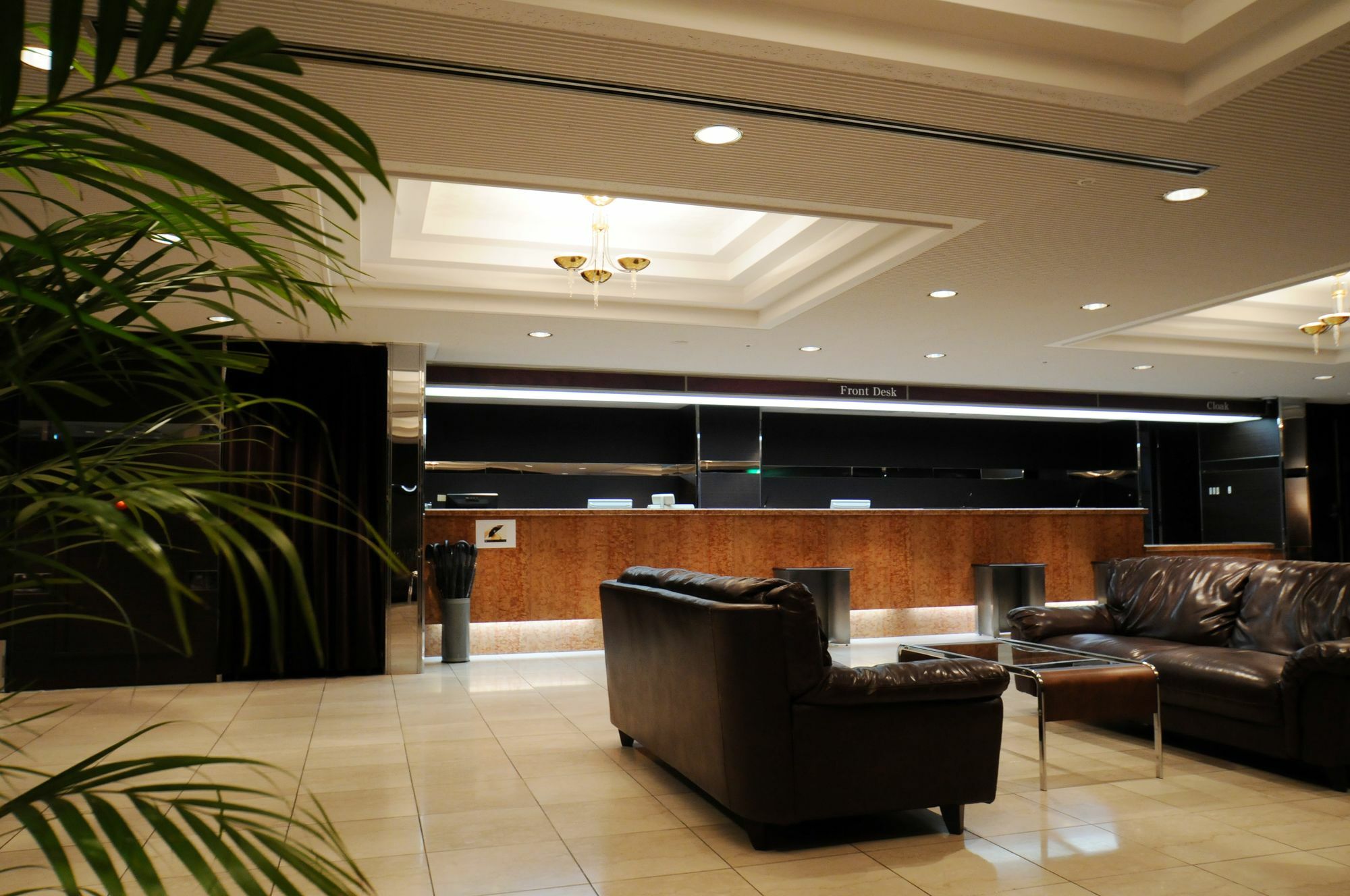Oita Regal Hotel Екстериор снимка