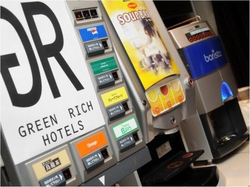 Oita Regal Hotel Екстериор снимка